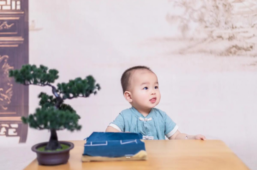 无棣几个月宝宝不吐奶 无棣几个月宝宝不吐奶